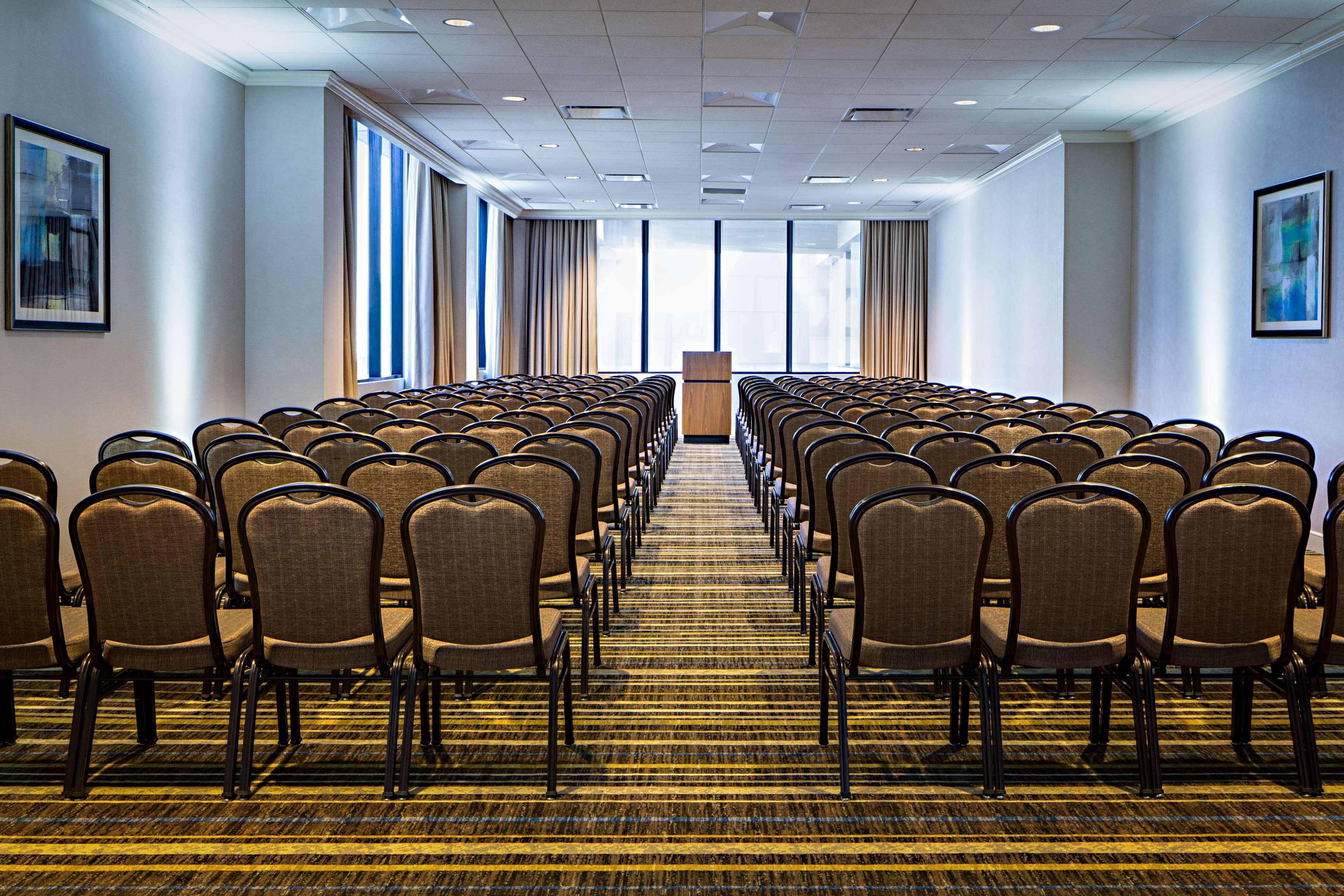 Hilton New Orleans Riverside Dış mekan fotoğraf